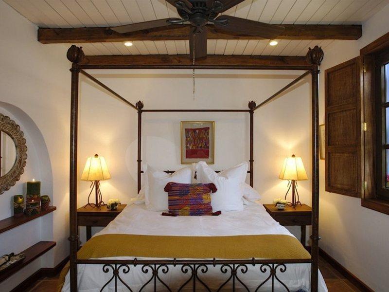Casa Encantada By Porta Hotels Antigua Ngoại thất bức ảnh
