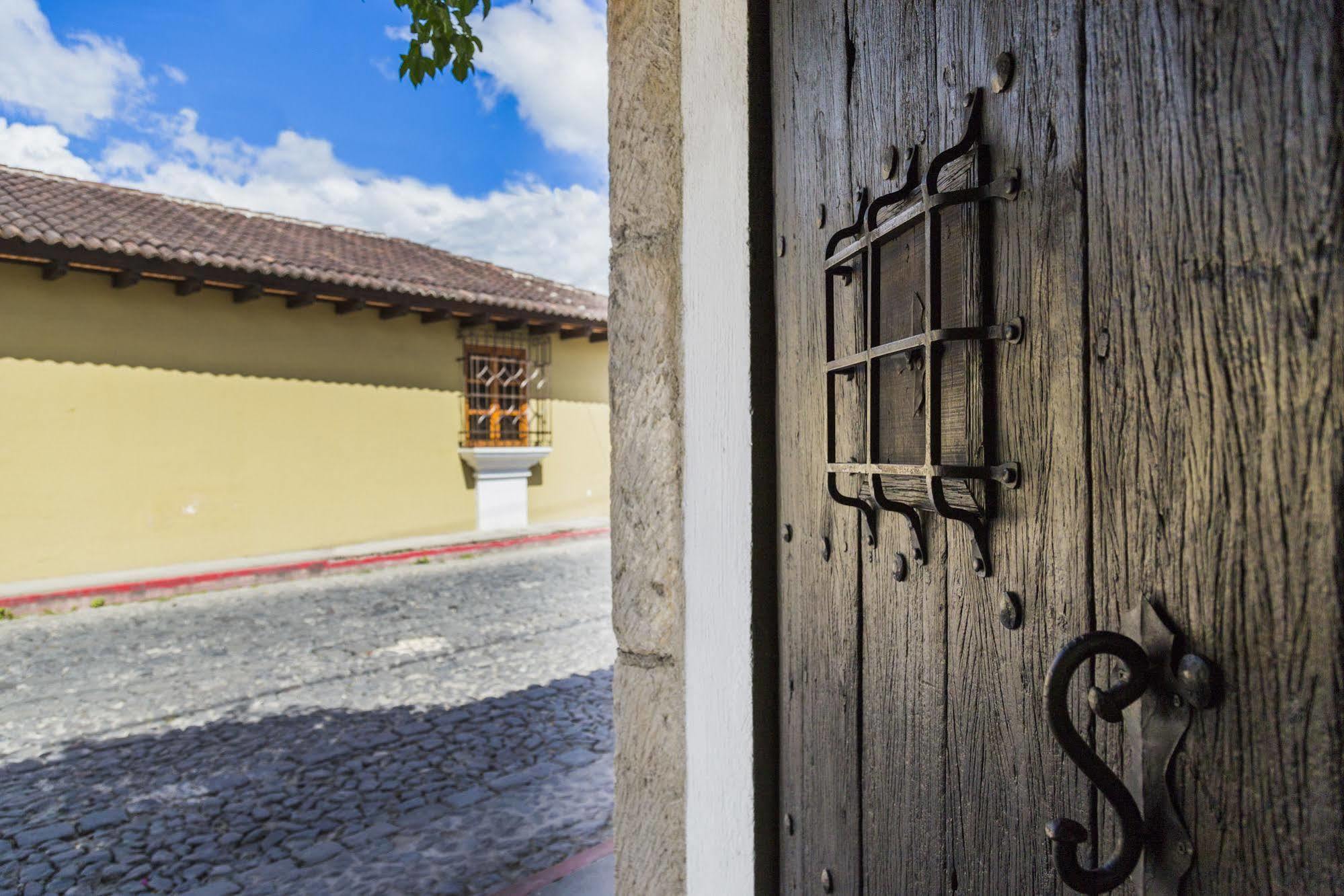 Casa Encantada By Porta Hotels Antigua Ngoại thất bức ảnh